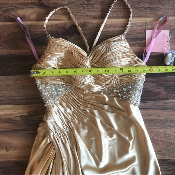 BNWT Blush gold satin beaded gown - Picture 8 of 14